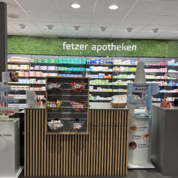 Fetzer Apotheke: Verkaufsthekenbereich